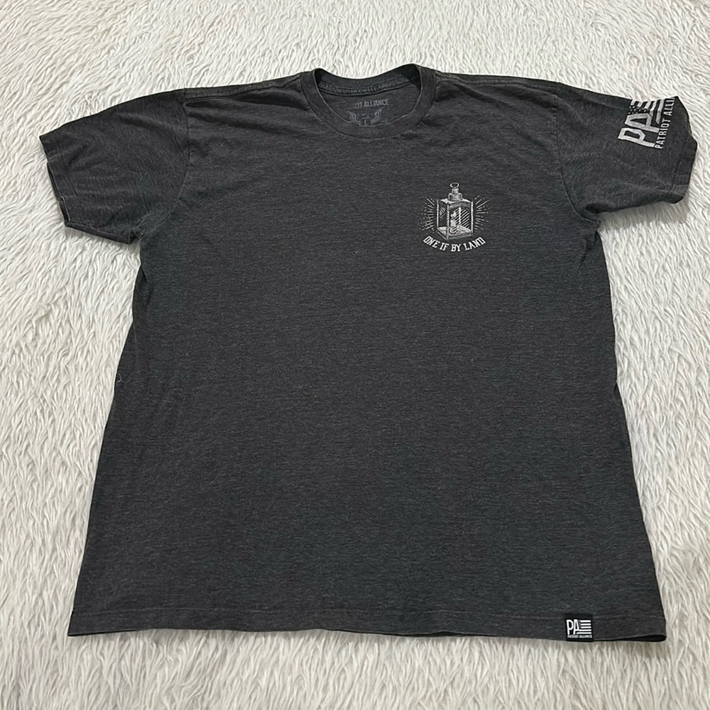 Patriot alliance distressed gray t shirt size large